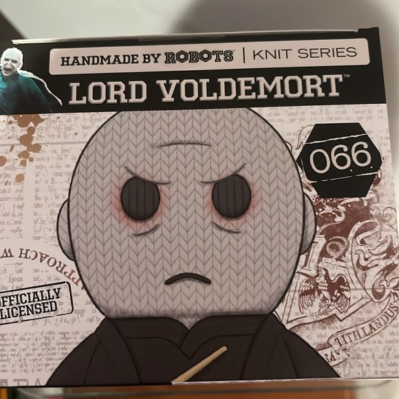 Harry Potter- Collectible Vinyl Figure- Handmade by ROBots - Picture 2 of 4